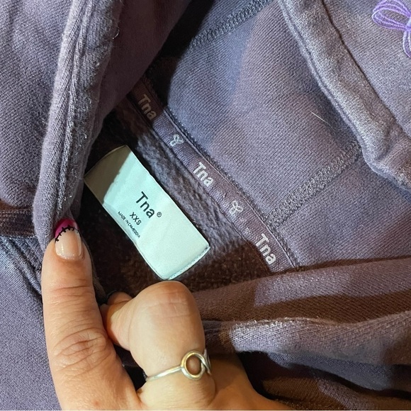 Aritzia TNA Baltic Purple Hoodie Size XXS - Picture 4 of 6